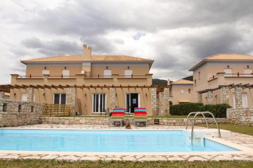 Beach Front Villa with Private Pool III gîte à louer Tolaíika