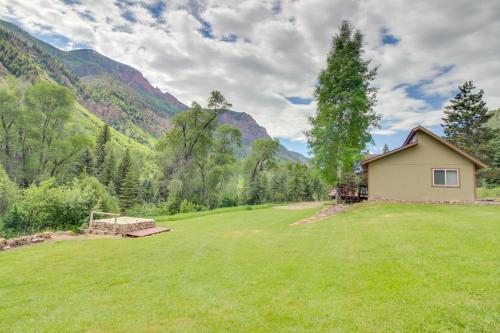 Chair Mountain Cabin at Filoha Meadows - image 6