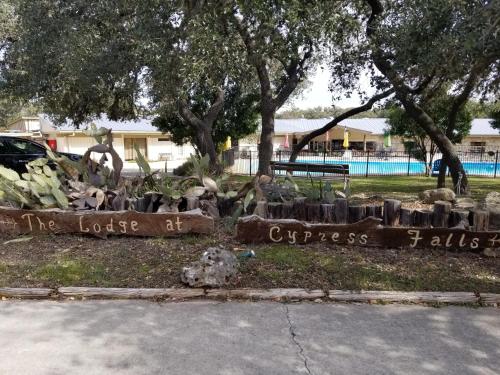 The Lodge at Cypress Falls