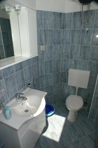 Apartments by the sea Balica Rat Omis - 2753 - image 5