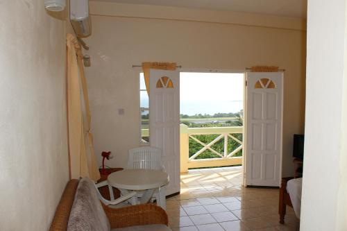 Terraza/balcón, The Relax Inn in St Georges