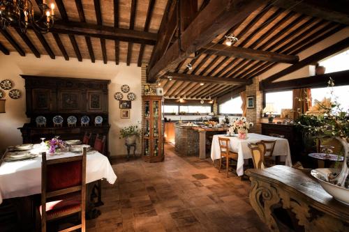 Restaurant, Antico Podere Vitiano - Luxury country house in Castel Viscardo
