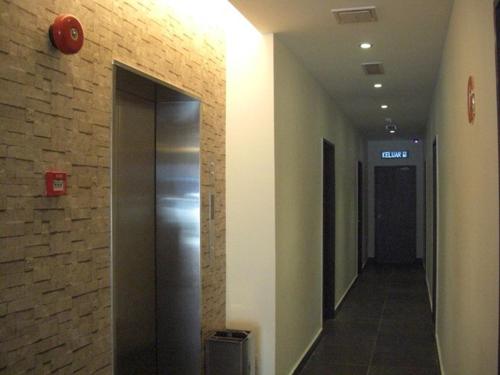 皇朝万豪酒店 (Marvelot Hotel) in 加影