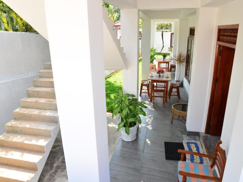 Happy Tuna Guesthouse - image 3
