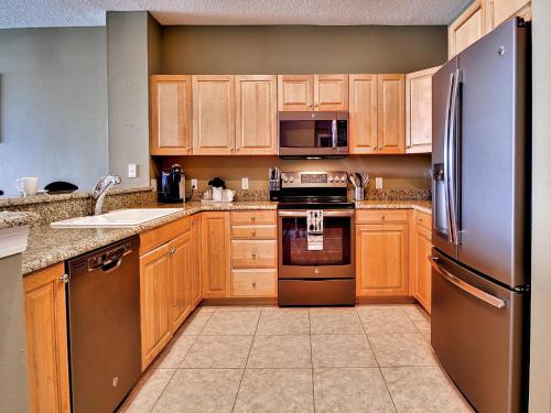 Island Key Condos 302 - image 8