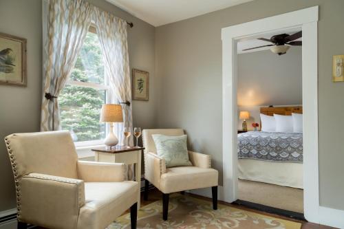 Squam Lake Inn