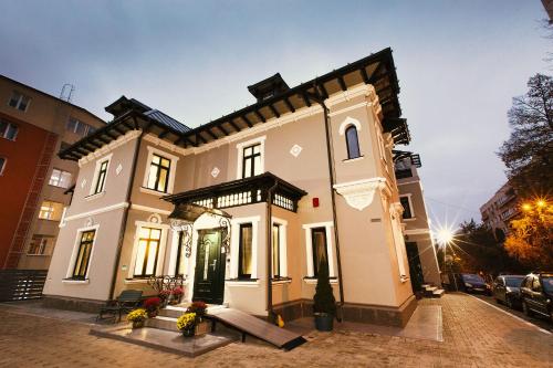 Prestige Hotel - Hôtel - Iaşi