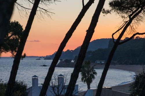 Villa with Sea View image 10