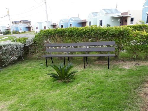 Jardín, Jacaranda Homes in Spanish Town