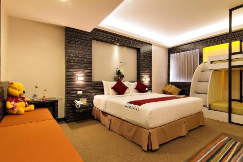 room detail thumbnail 0