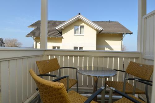 Apartment with Balcony