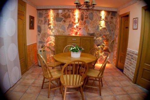 Posada de Peregrinos - image 3