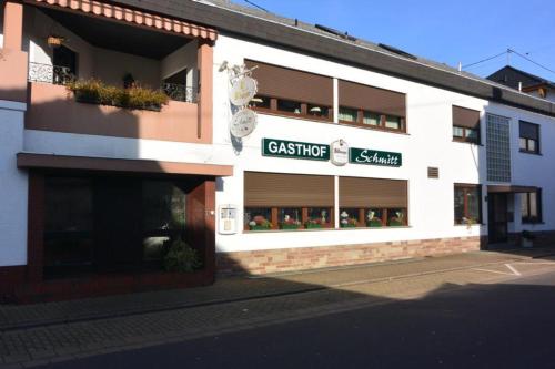 Gasthof Schmitt - Accommodation - Merzig