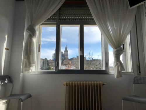 Manzara, Hostal Costa Azul in Santiago De Compostela Eski Kent