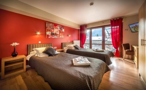 Hotel Rhodos Morzine - image 3