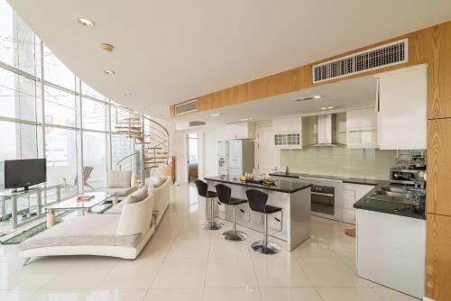 

The Only Luxury Penthouse 4BRs