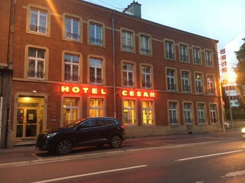 Hotel Cesar Centre-ville Gare Charleville-Mezieres - 출입구