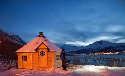 Lyngen Fjordcamp