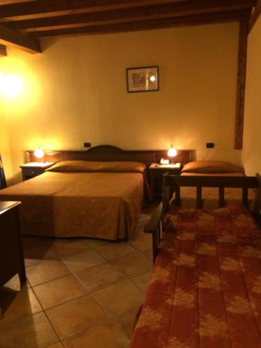 Hotel Cà Fiore Room Type - Quadruple Room