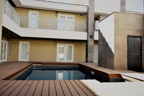 California Comfort & Suites in Vicente Guerrero