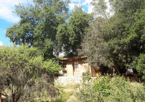 Cabaña de Adobe en Lago Rapel