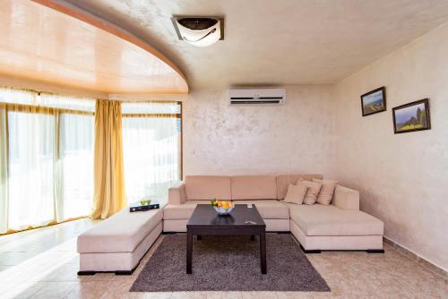 Forest Nook Villas