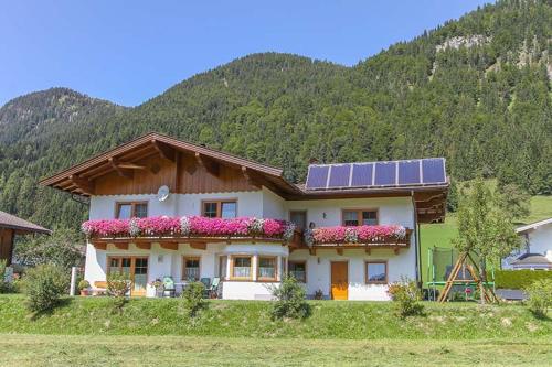 Ferienwohnung Biechl-Hauser Doris - Apartment - Sankt Ulrich am Pillersee