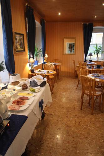 Hotel Pelikan – Kitzingen, OR