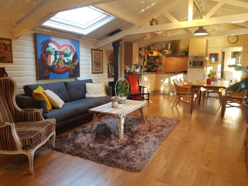 L'amour Pûr (L'amour Pur) in Aagtdorp