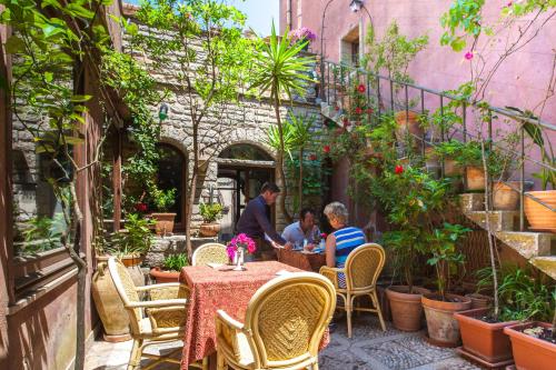 Food and beverages, Hotel Elimo in Trapani