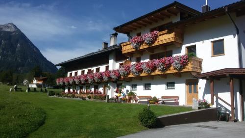 Apartments & Zimmer Urschnerhof Pertisau am Achensee