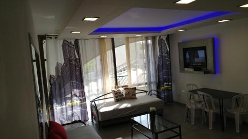 Apartment with Balcony image 6