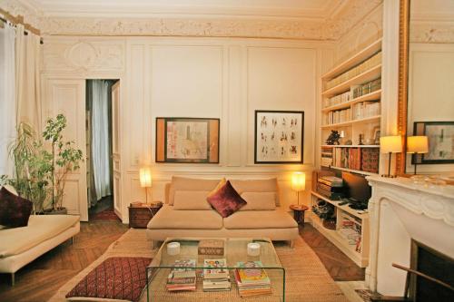 Hotels Vacation Rentals Near Le Bon Marché France Trip101 - 