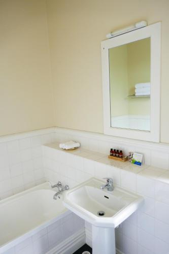 Highland House Boutique Hotel