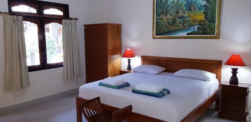 Standard Double Room image 9