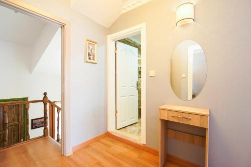 Authentic Apartments OldCity - image 3