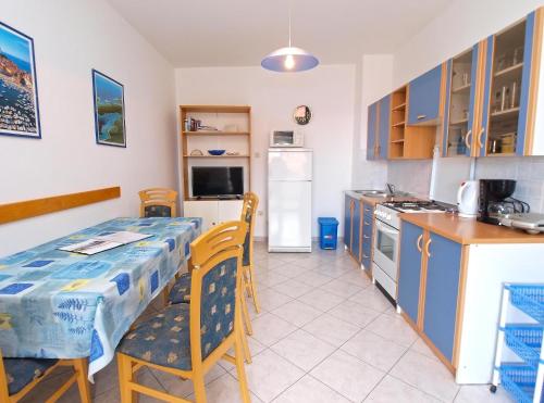 Apartments Silvana 1183 - image 14