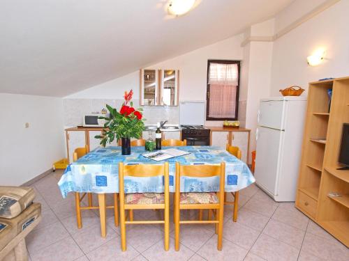 Apartments Silvana 1183 - image 11