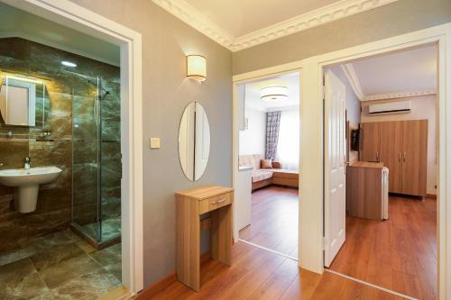 Authentic Apartments OldCity - image 5