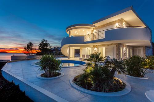 Villa Soleil - main image