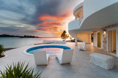 Közeli látványosságok, Villa Soleil in Vela Luka