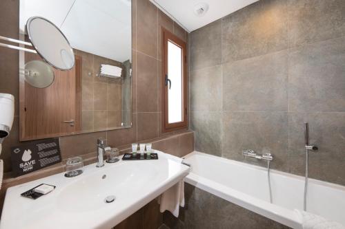 Duplex Room  image 5