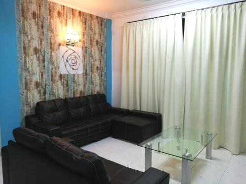 

D' Cozy House