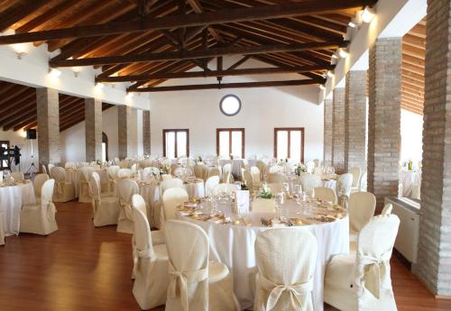 Bankett-terem, Alloggi e Trattoria Agli Alberoni in Brussa