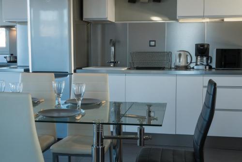 Virgo - Loft with Spectacular View to Acropolis - image 10