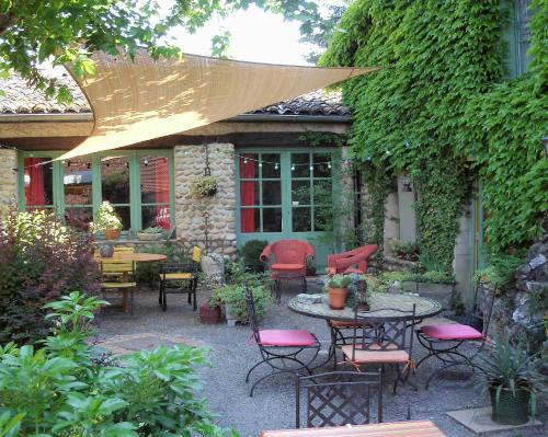 L'Auberge des Collines Hotel de charme Granges-les-Beaumont