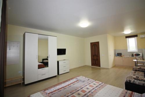 Guest house on Primorskiy - image 4