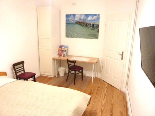 All you need - Room, Amburgo (foto 7)