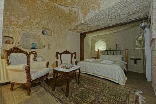 Angel Cave Suite - image 9