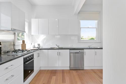 Amberley - circa 1880s Luxury - 5 b'rooms sleeps 9, Sandy Bay (zdjęcie 9)